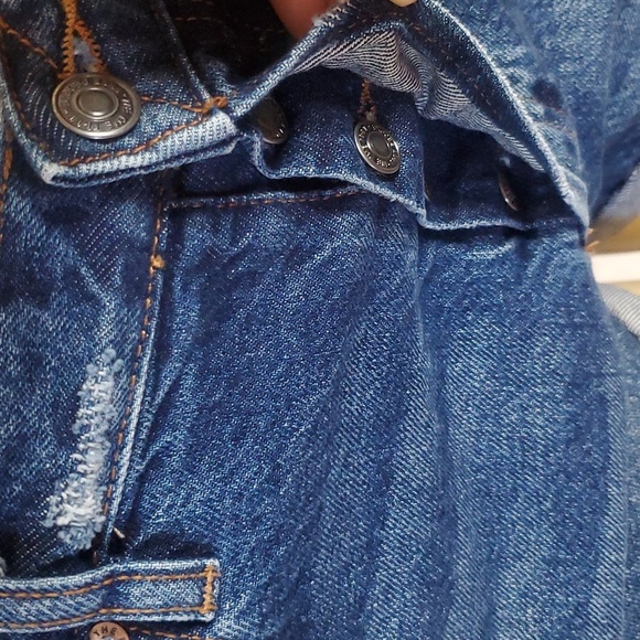 We The Free Button Distressed Denim Blue Jean Shorts Size 28 - Picture 2 of 9